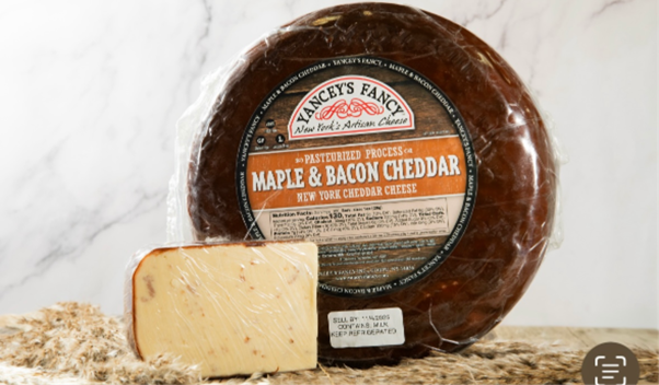 Maple Bacon Cheddar Raw Cheese